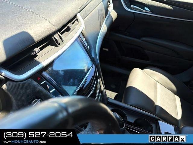 Cadillac XTS  2016
