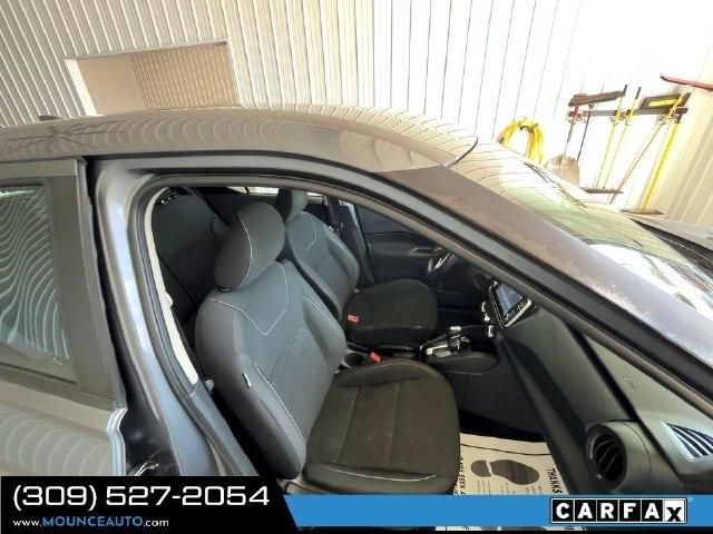 Nissan Kicks  2021