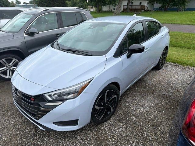 2024 Nissan Versa 1.6 SR