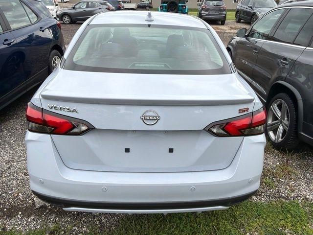 Nissan Versa  2024