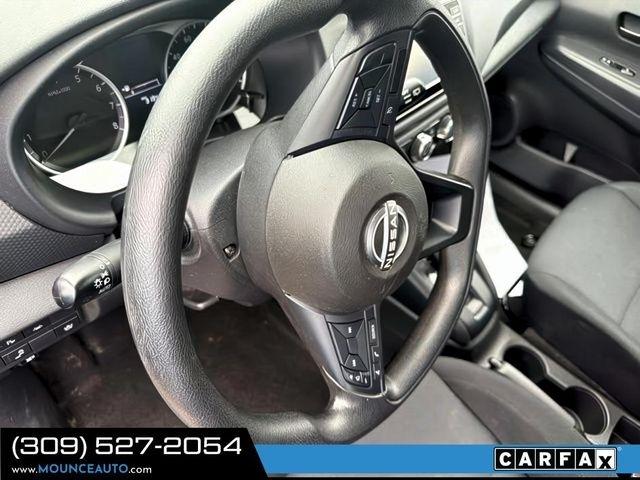Nissan Kicks  2023