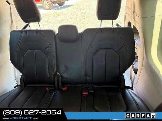 Chrysler Pacifica  2022