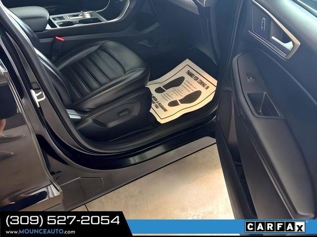 Ford Edge  2022