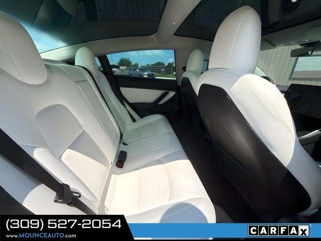 Tesla Model 3  2019