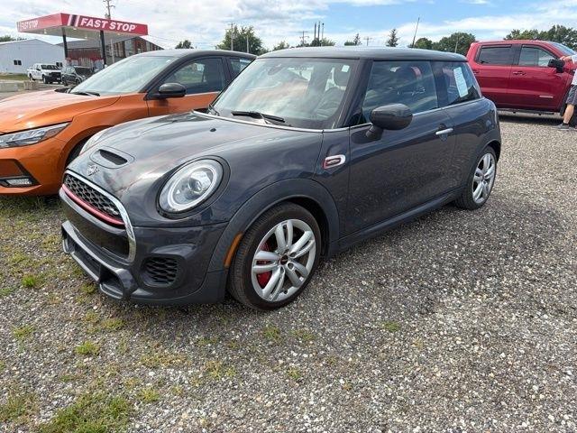 Gray 2021 MINI Cooper Hatchback Front-Wheel Drive 8-Speed Automatic