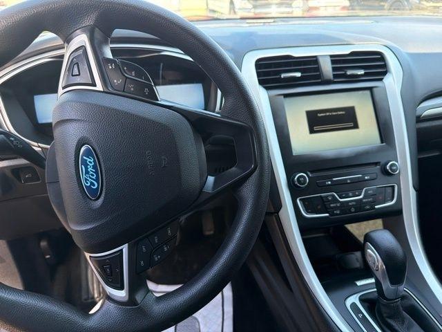 Ford Fusion  2016