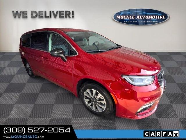 2024 Chrysler Pacifica Select
