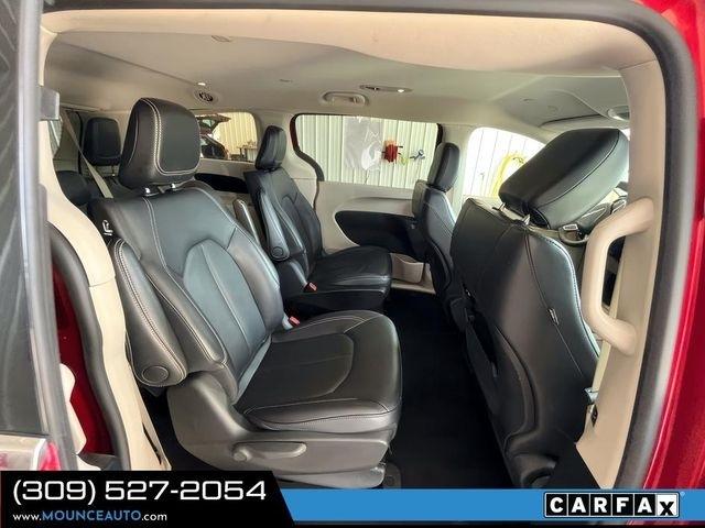 Chrysler Pacifica  2024