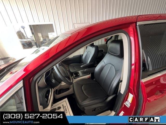 Chrysler Pacifica  2024