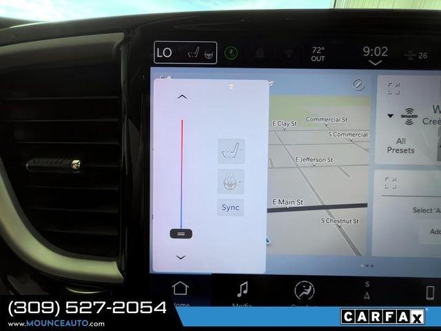 Chrysler Pacifica  2024