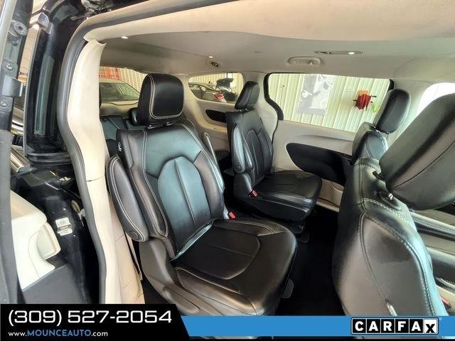 Chrysler Pacifica  2023