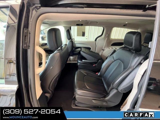 Chrysler Pacifica  2023