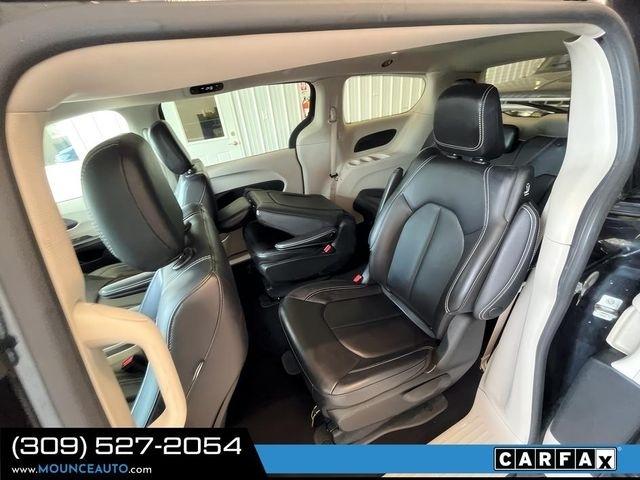 Chrysler Pacifica  2023