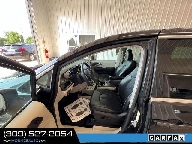 Chrysler Pacifica  2023