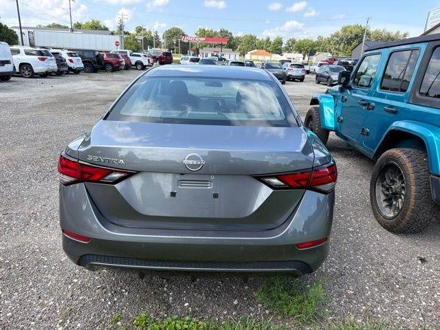 Nissan Sentra  2024