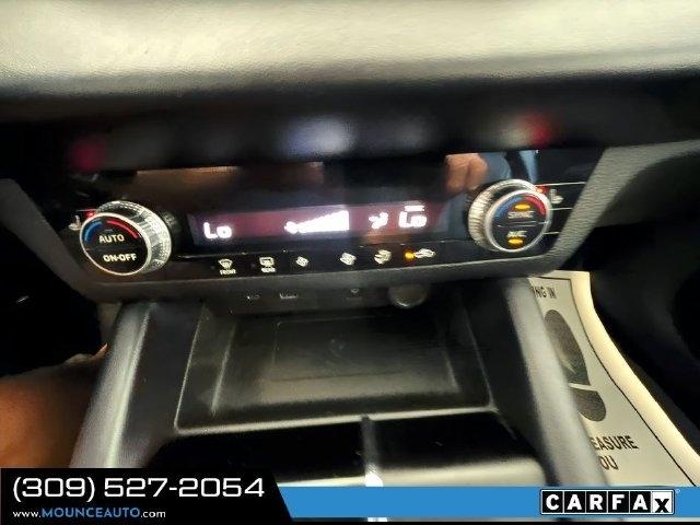 Mitsubishi Outlander  2024
