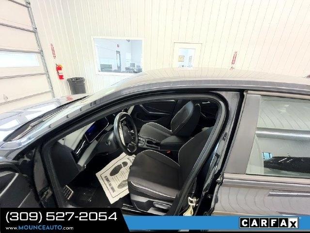 Volkswagen Jetta  2025