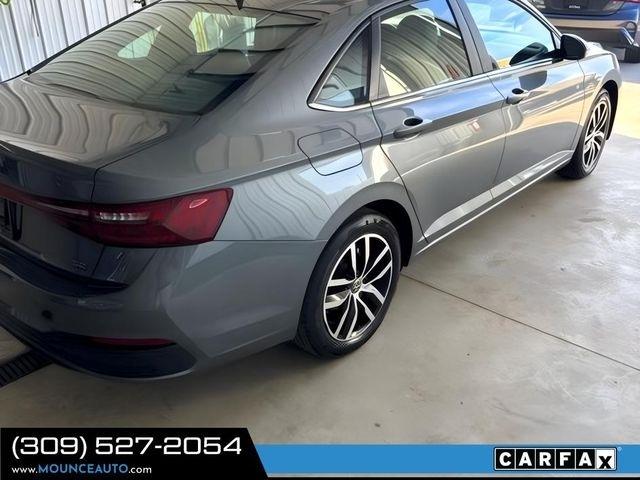 Volkswagen Jetta  2025