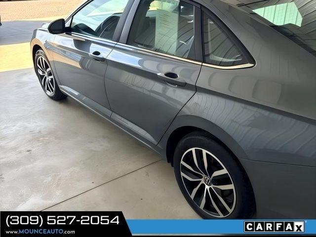 Volkswagen Jetta  2025