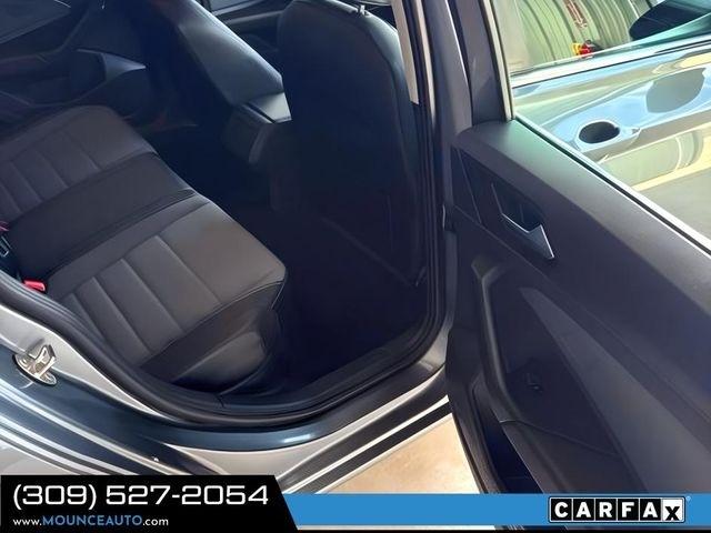 Volkswagen Jetta  2025