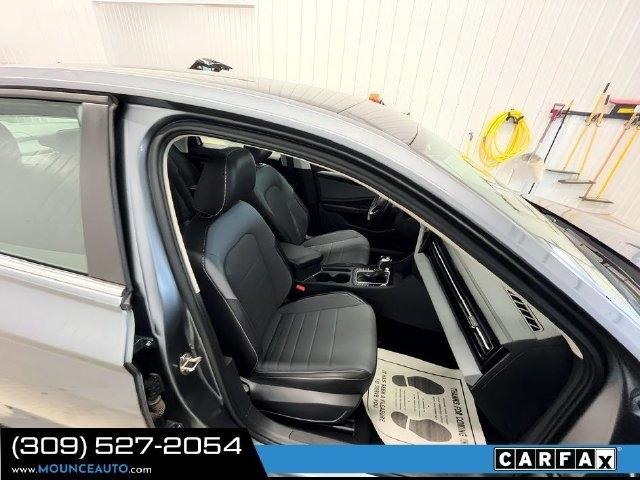 Volkswagen Jetta  2025
