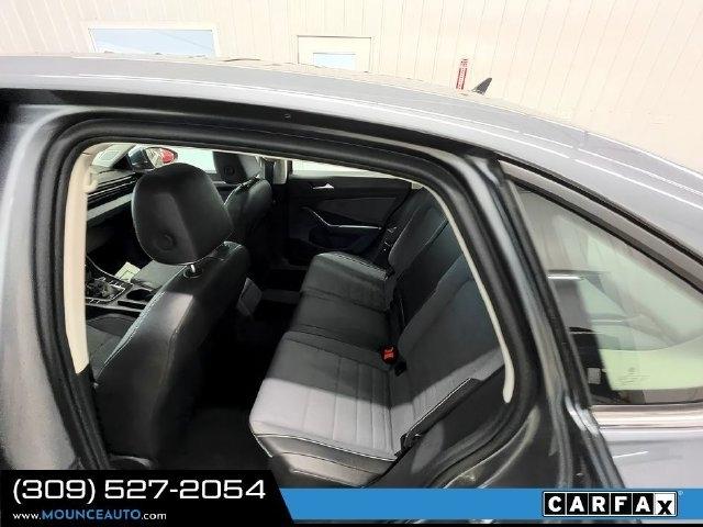 Volkswagen Jetta  2025