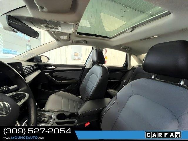 Volkswagen Jetta  2025