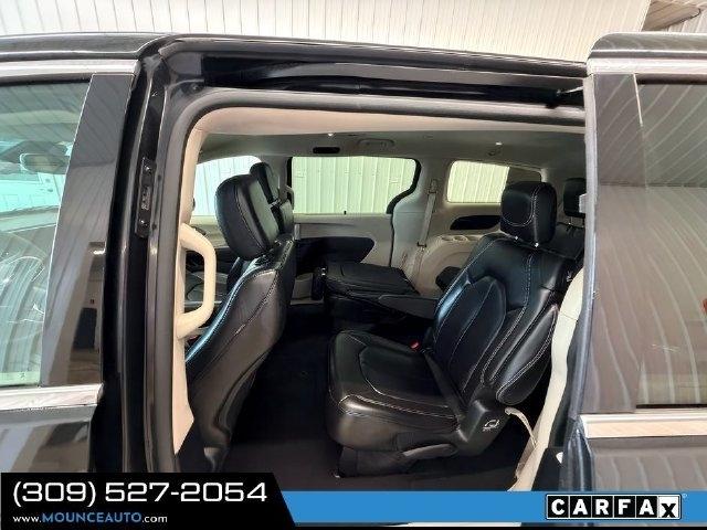 Chrysler Pacifica  2023