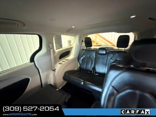 Chrysler Pacifica  2023