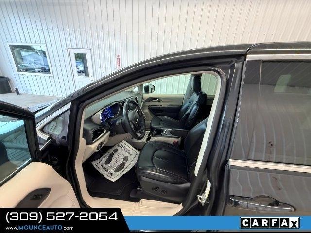 Chrysler Pacifica  2023