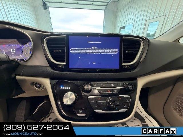 Chrysler Pacifica  2023