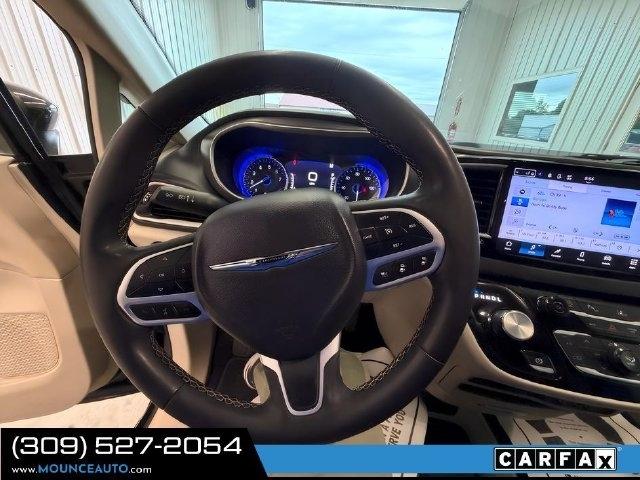 Chrysler Pacifica  2023