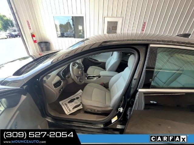 Chevrolet Malibu  2022