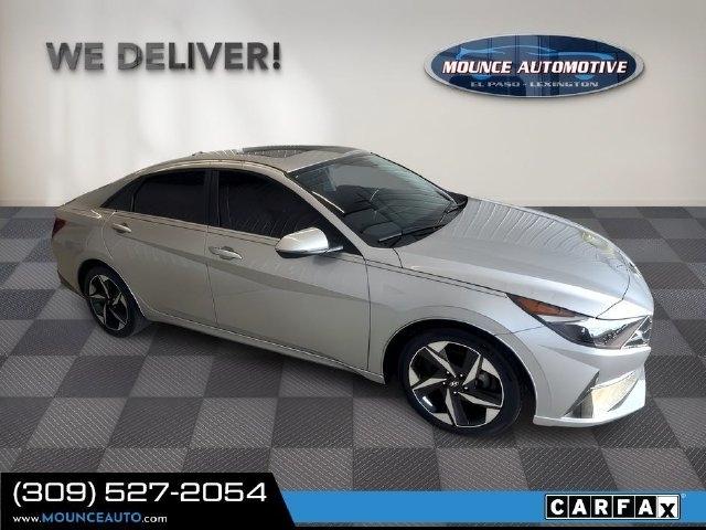 Hyundai Elantra  2021
