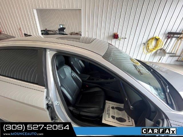 Hyundai Elantra  2021