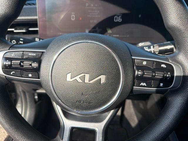 Kia K5  2025