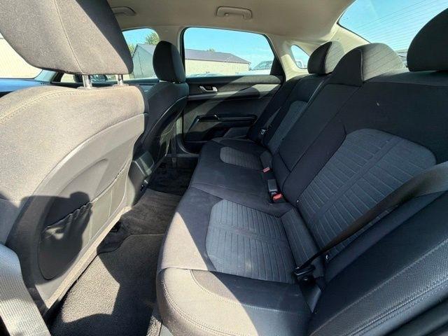 Kia K5  2025