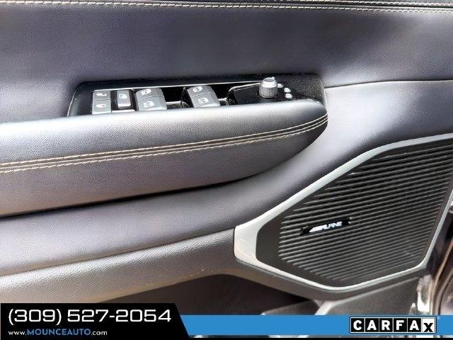 Jeep Wagoneer L  2024
