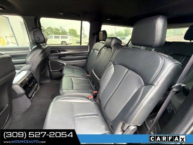 Jeep Wagoneer L  2024