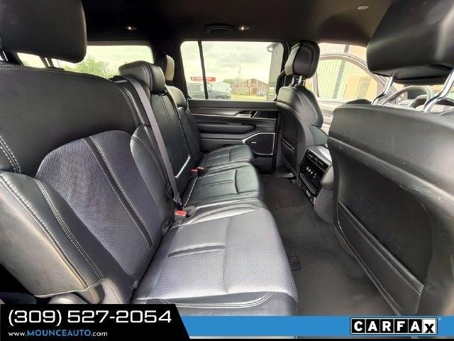 Jeep Wagoneer L  2024