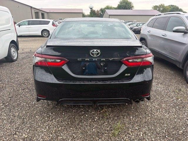 Toyota Camry  2024