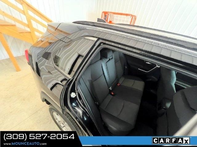Toyota RAV4  2024