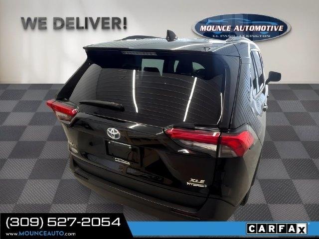 Toyota RAV4  2024