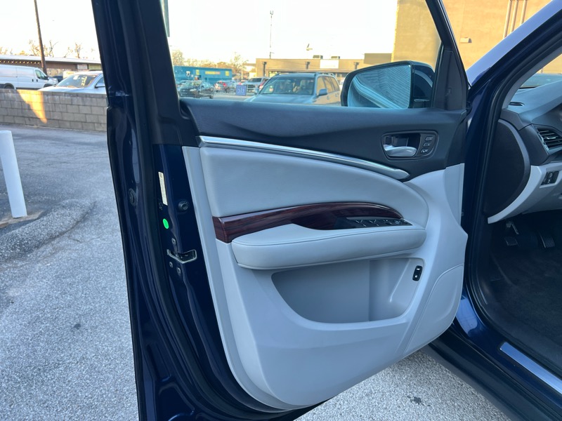 Acura MDX 9-Spd AT w/Tech Package 2016