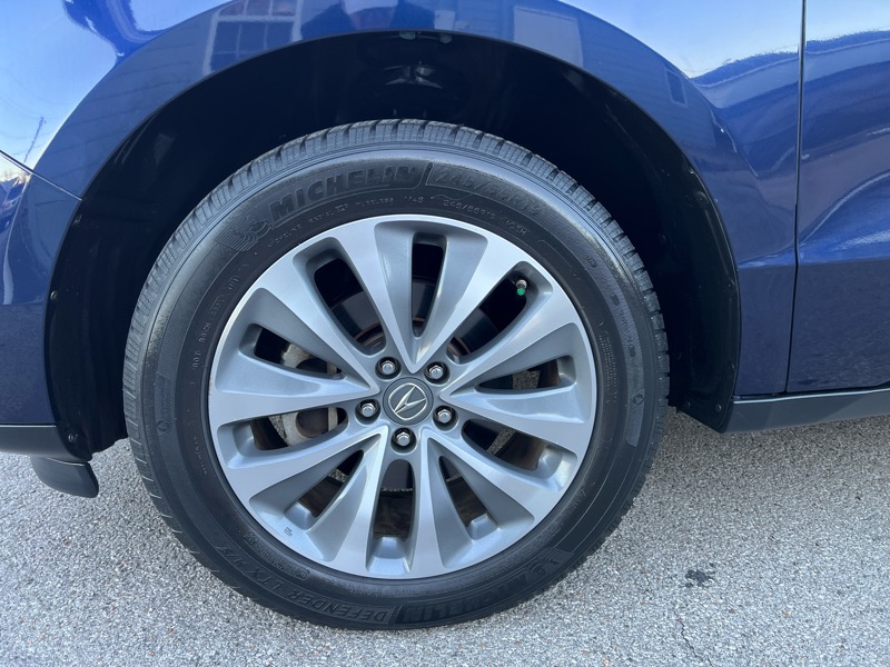 Acura MDX 9-Spd AT w/Tech Package 2016