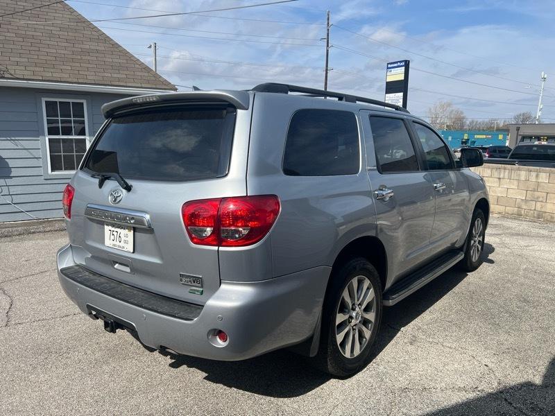 Toyota Sequoia Limited 4WD 2014