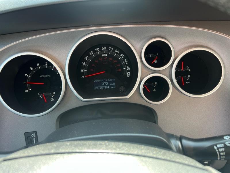 Toyota Sequoia Limited 4WD 2014