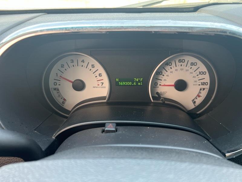 Ford Explorer Sport Trac XLT 4.0L 2WD 2010