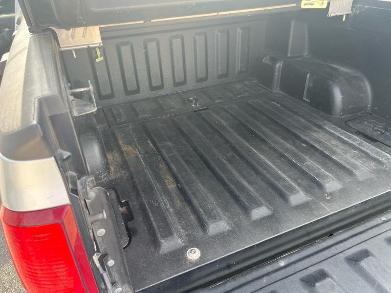 Ford Explorer Sport Trac XLT 4.0L 2WD 2010