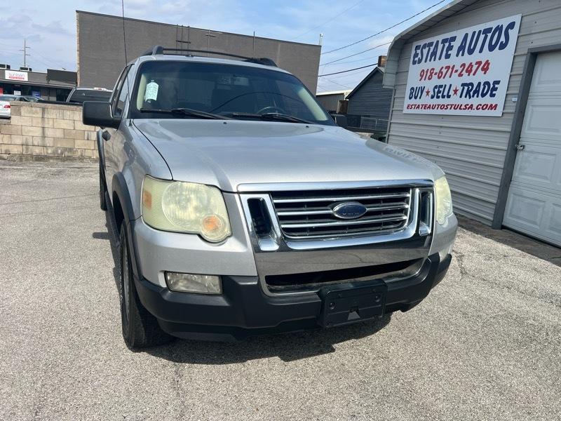 Ford Explorer Sport Trac XLT 4.0L 2WD 2010